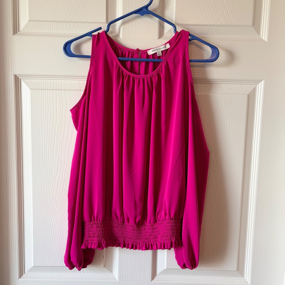 Rose + Olive Hot Pink Cold Shoulder Smocked Hem Blouse Womens Small Fuchsia Top